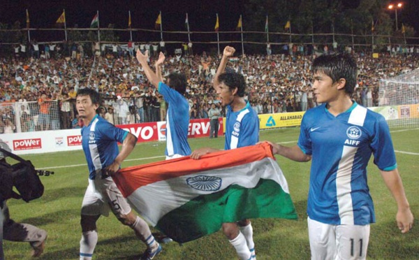 POURQUOI LA CHINE ET L'INDE SONT ABSENTS DU MONDIAL ?