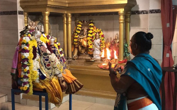 DÉBUT DE SHIVA TIROUVARNAM BRAHMOTSAVAM AU TEMPLE CHOCALINGOM MINATCHY DE TAMATAVE 