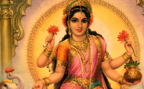 SHRI LAKSHMI DWADASHA NAAM STROTRAM : 12 NOMS DE LA DÉESSE LAKSHMI