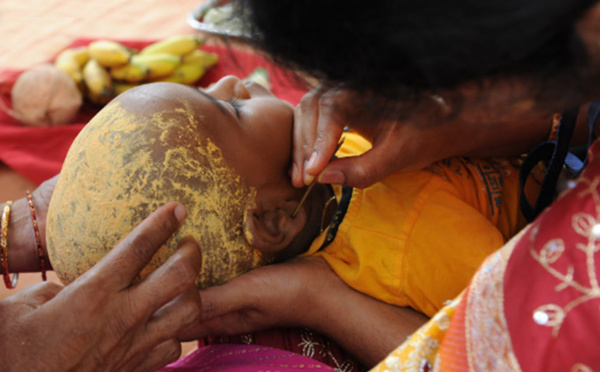 RITUELS DE NAISSANCE DANS L'HINDOUISME