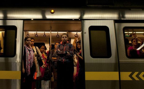 À NEW DELHI, LES TRANSPORTS EN COMMUN BIENTÔT GRATUITS POUR LES FEMMES 