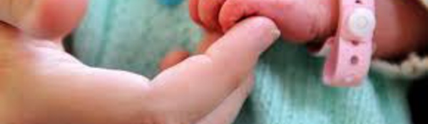 INDE : ELLE ACCOUCHE DE JUMEAUX À 74 ANS, UN RECORD MONDIAL 