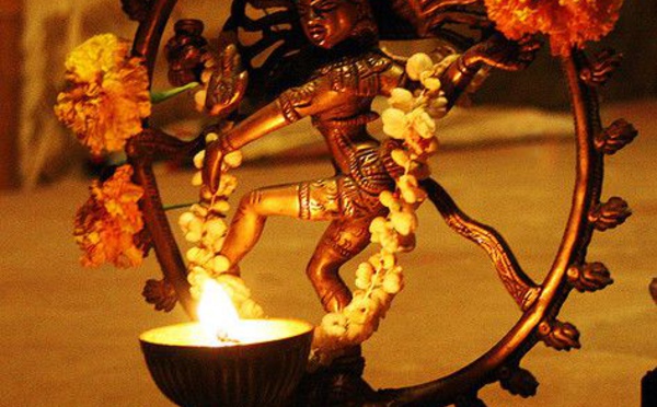 SHIVA EN TANT QUE NATARAJA : SYMBOLISME &amp; SIGNIFICATION CACHÉS DANS LA NATARAJA MURTI