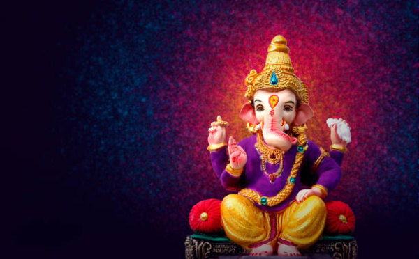 RÉCITATION DES MANTRAS DU SEIGNEUR GANESH