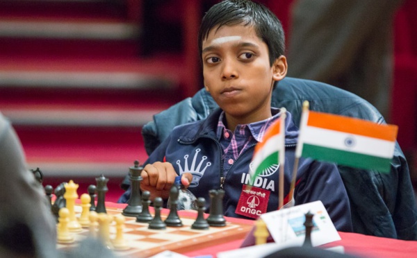 INDE : QUI EST CE JOUEUR D'ÉCHECS DE SEULEMENT 16 ANS, QUI VIENT DE BATTRE LE CHAMPION DU MONDE ?