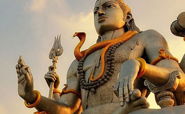 PRIEZ SEIGNEUR SHIVA AVEC FOI !