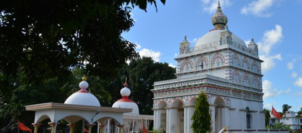 Maurice : Le temple Maheswarnath de Triolet, le plus grand temple hindou de l’île Maurice