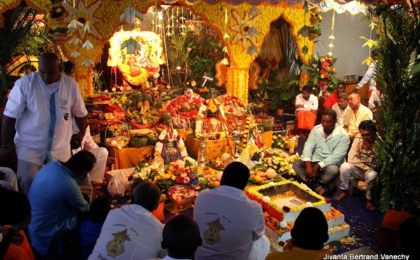 MARIAGE 'BONDIEU' 2016 AU TEMPLE MARYEN PEROUMAL