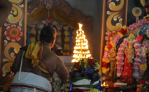 3EMÈ FÊTE GOVINDEN AU TEMPLE SIVA SOUPRAMANIEN DE SAINT-BENOÎT 