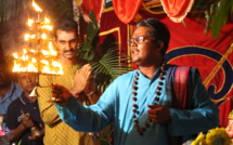 FÊTE PEROUMAL AU TEMPLE PANDIALÉ PRIMAT DE SAINT-DENIS 