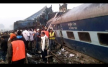 Inde: une centaine de morts dans un déraillement de train