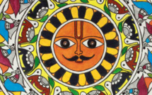 Chantez ce Mantra tout en offrant de l'eau au dieu du soleil Chantez ce Mantra tout en offrant de l'eau au dieu du soleil