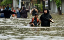 Bombay paralysée par les pluies diluviennes de la mousson