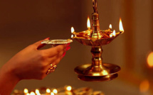 SIGNIFICATION SYMBOLIQUE DE L'ECLAIRAGE D'UNE LAMPE DANS LA MAISON