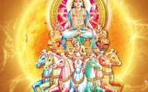 LE SOLEIL ÉGALEMENT APPELÉ SURYA-NARAYANA, SUPRÊME DE L'UNIVERS
