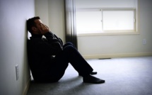 COMMENT FAIRE FACE À QUELQU'UN QUI VOUS ENNUIE ? COMMENT FAIRE FACE À QUELQU'UN QUI VOUS ENNUIE ?