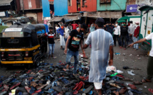 INDE : MANIFESTATION À BOMBAY : 'CE N'EST PAS LE VIRUS QUI VA NOUS TUER, C'EST LA FAIM !'