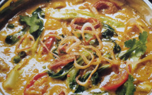 CURRY ÉPICÉ À L'ANANAS  