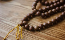 FAITES CES CHOSES SANS FAUTE EN PRIANT DIEU FAITES CES CHOSES SANS FAUTE EN PRIANT DIEU