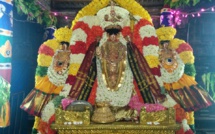 VAIKASI VISAKAM PRÉSENTANT LA DIVINITÉ SUPRÊME DE MURUGA