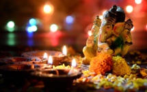 COMMENT EFFECTUER LAKSHMI PUJA À LA MAISON PENDANT DEEPAVALI ?