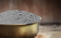 VIBHUTI / THIRUNEERU (CENDRE SACRÉE)
