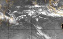 Deux systèmes dépressionnaires près de la Réunion