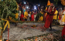 MARCHE SUR LE FEU AU TEMPLE FAMILIAL VAÏTY DE SAINT-DENIS 2016